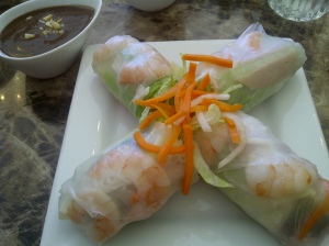 Le petit saigon Shrimp salad rolls