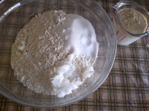 Making Asian yeast bread dough