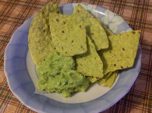 Veggie chips with guacamole