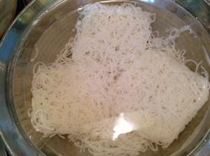 soaking rice noodles