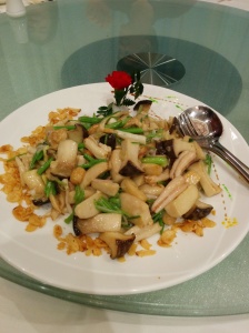 Sauteed trumpet mushrooms with sea cucumber