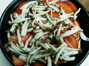 Japanese Shimeji tomato salad