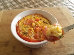 Healthy egg baked tomatoes 