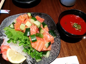 Spicy salmon sashimi