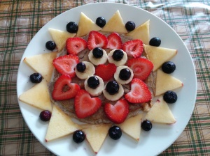 pancake with strawberries and apples
