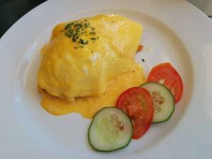 Japanese Omurice with vegetables