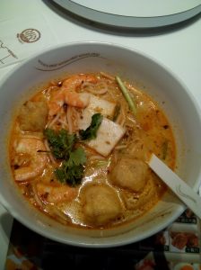 Singapore laksa noodle soup