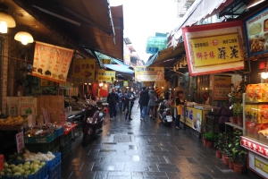 Taiwanese food market