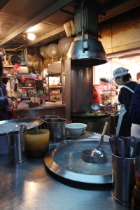 Taiwanese oyster pancake shop at night market