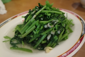 garlic sauteed water spinach