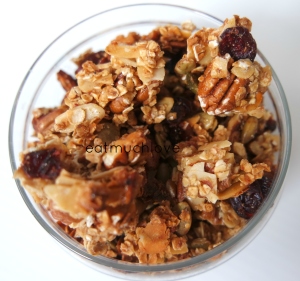 Maple pecan granola clusters 